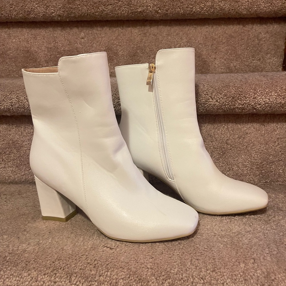 White Block Heel Ankle Boots with Side Zip
